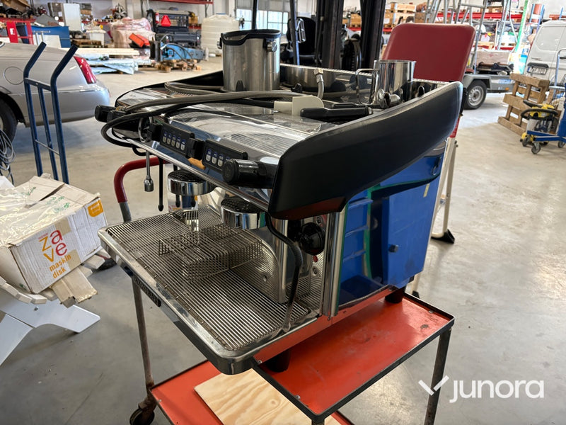 Espressomaskin med kaffekvarn - Expobar, 2-grupp