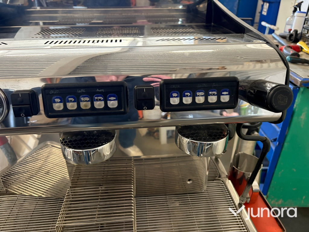 Espressomaskin med kaffekvarn - Expobar, 2-grupp