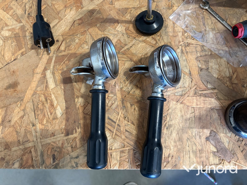 Espressomaskin med kaffekvarn - Expobar, 2-grupp