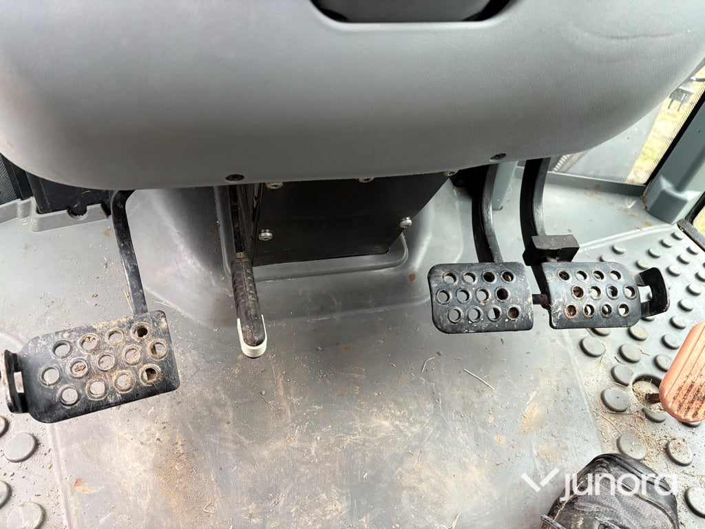 Traktor – Deutz-Fahr Agrofarm TTV 430