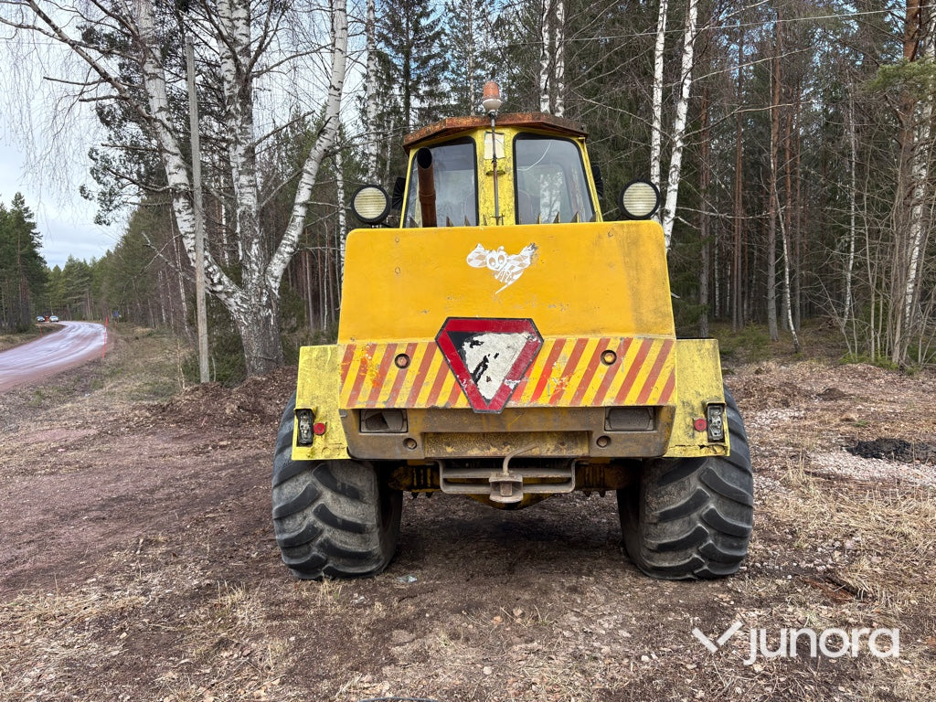 Hjullastare - JCB, 413