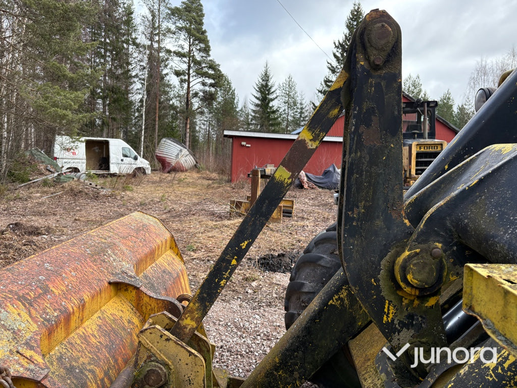 Hjullastare - JCB, 413
