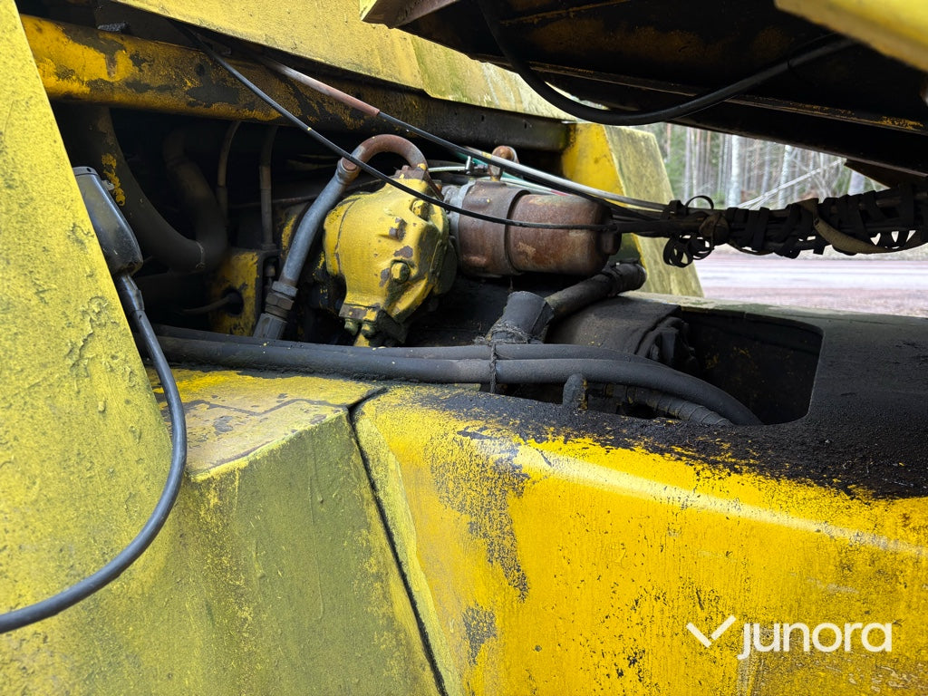 Hjullastare - JCB, 413