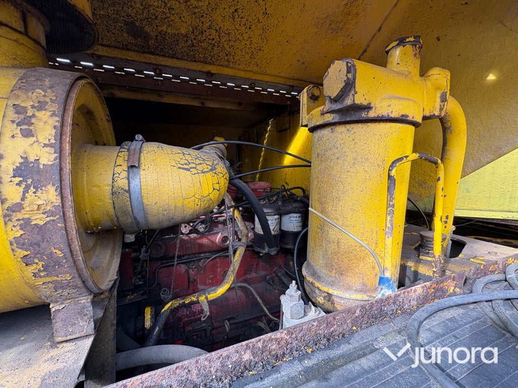 Hjullastare - JCB, 413