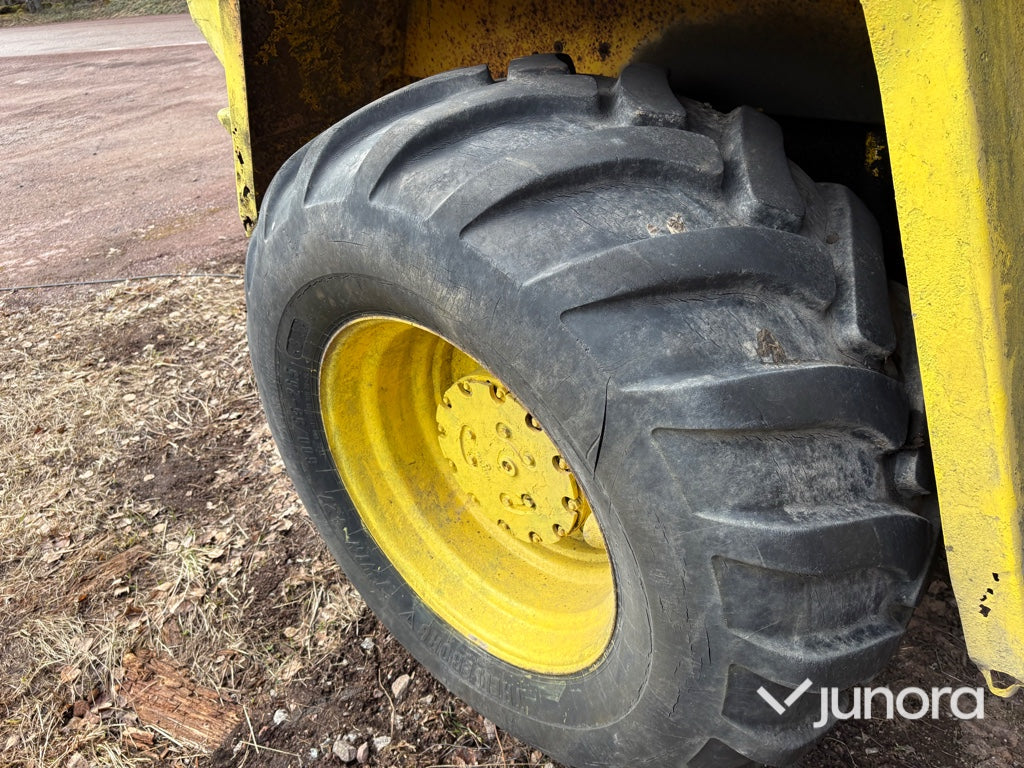 Hjullastare - JCB, 413