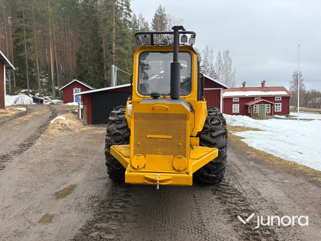 Skogsmaskin - Bolinder Munktell, Volvo SM 868