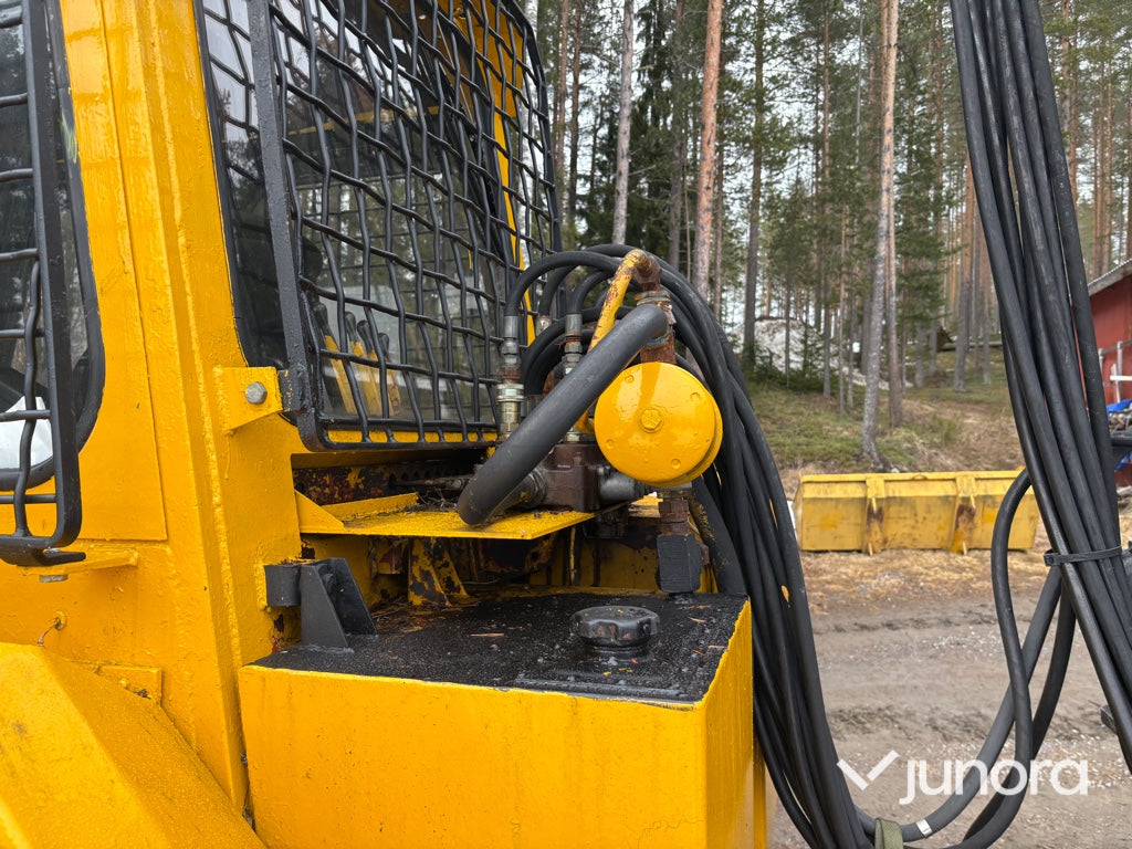 Skogsmaskin - Bolinder Munktell, Volvo SM 868