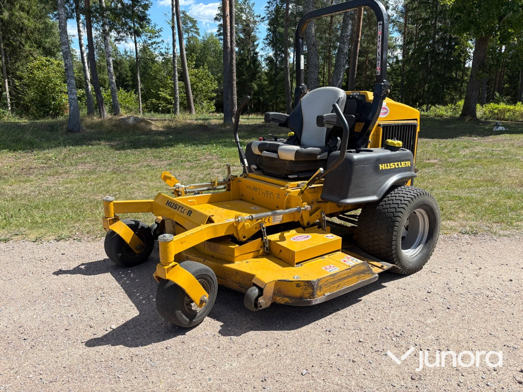 Gräsklippare – Hustler Z Diesel Zero Turn (155 cm)
