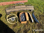 Mycket bildelar till FEN-MERCEDES W110