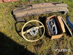 Mycket bildelar till FEN-MERCEDES W110