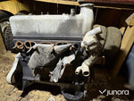 Mycket bildelar till FEN-MERCEDES W110