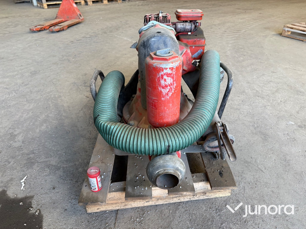 Vattenpump Homelite