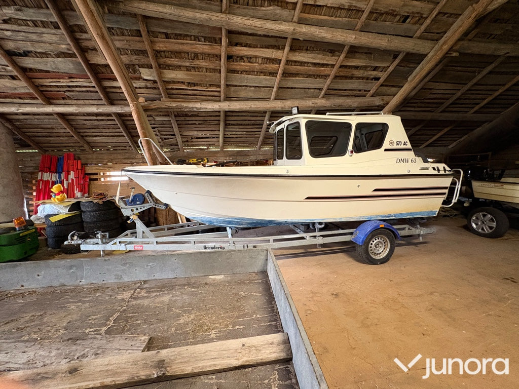 Motorbåt Jami 570 AC