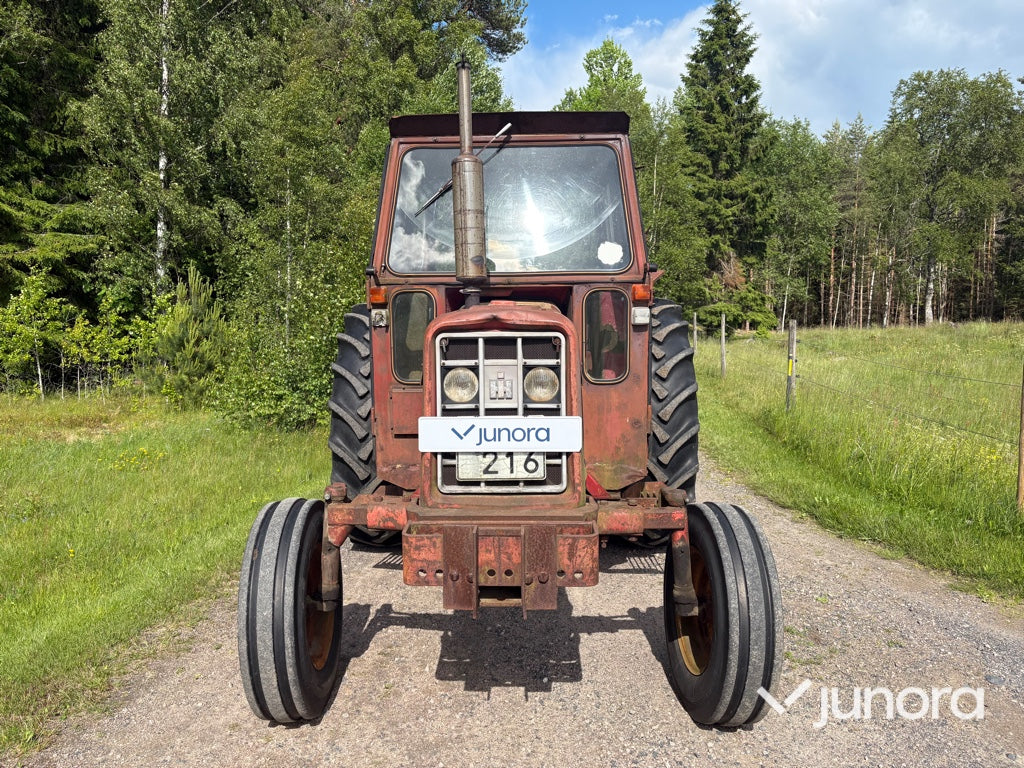 Traktor - International IH, 574