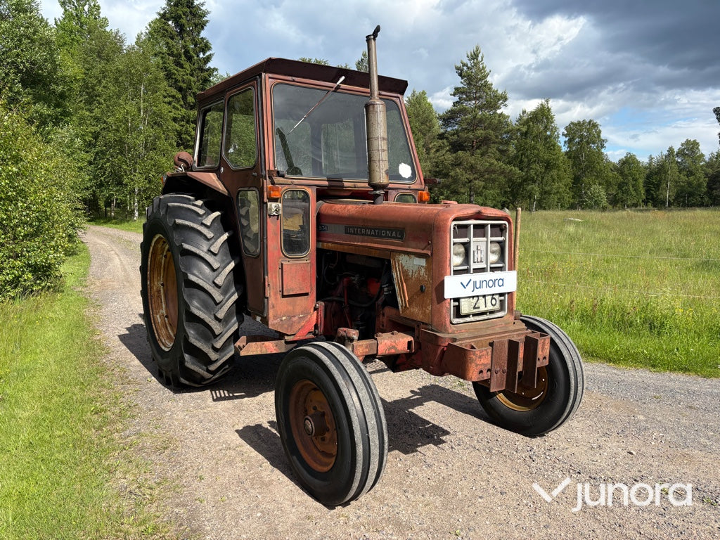 Traktor - International IH, 574