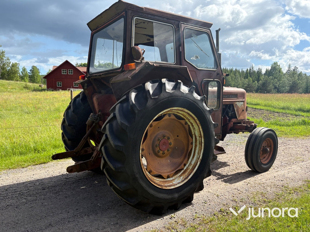 Traktor - International IH, 574