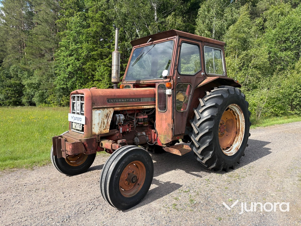 Traktor - International IH, 574