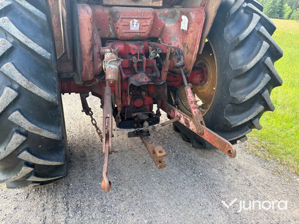 Traktor - International IH, 574