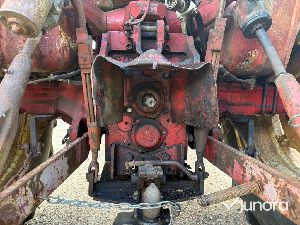Traktor - International IH, 574