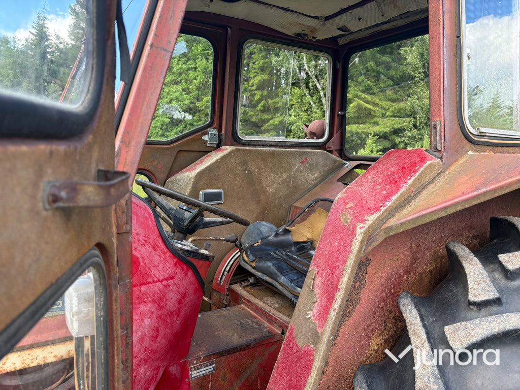 Traktor - International IH, 574
