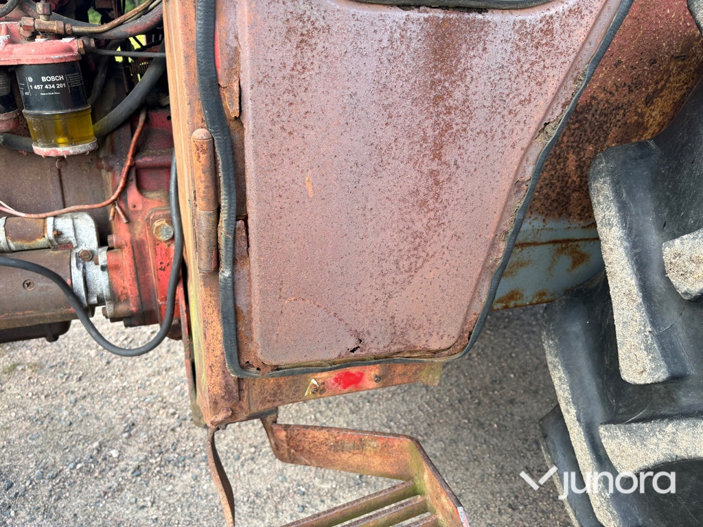 Traktor - International IH, 574
