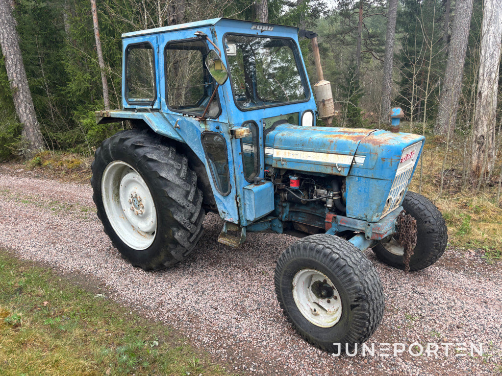 Traktor Ford 4000