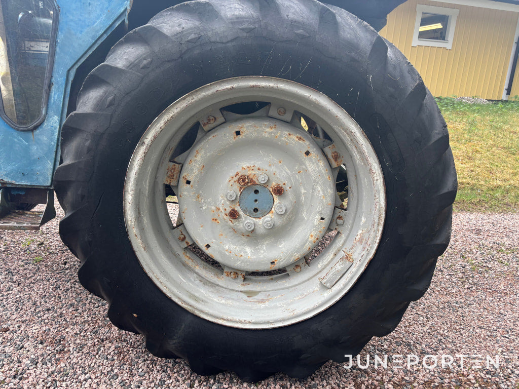 Traktor Ford 4000