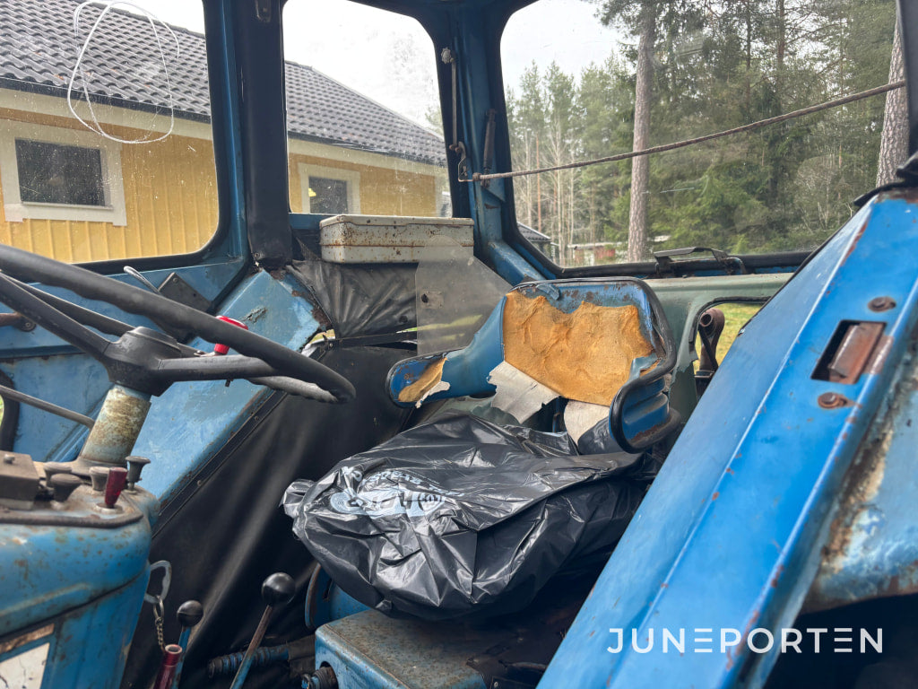 Traktor Ford 4000