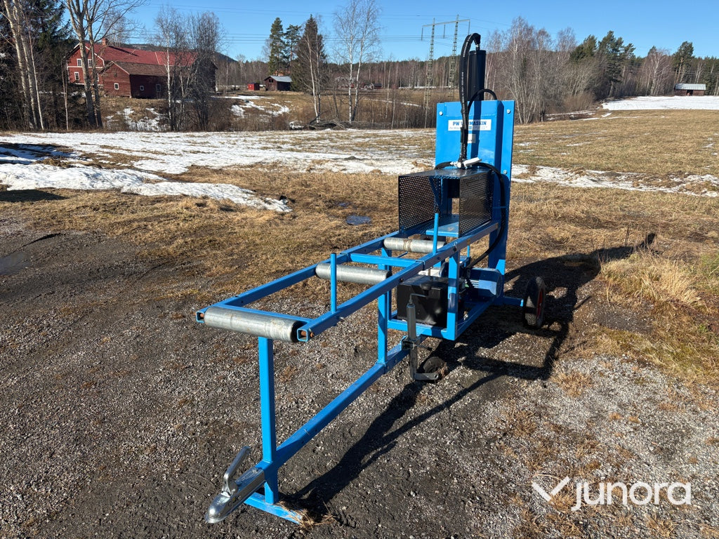 Vedmaskin / Vedklyv - BEVI, 6.3 kW, Hydraulisk