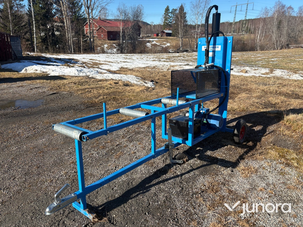 Vedmaskin / Vedklyv - BEVI, 6.3 kW, Hydraulisk