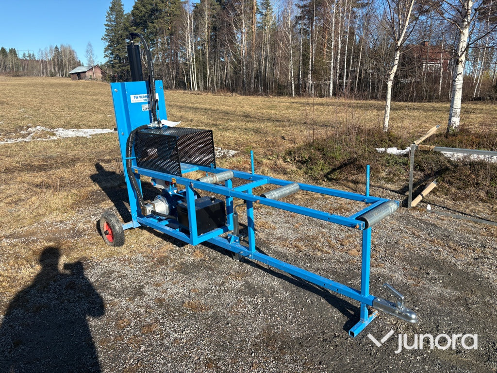 Vedmaskin / Vedklyv - BEVI, 6.3 kW, Hydraulisk
