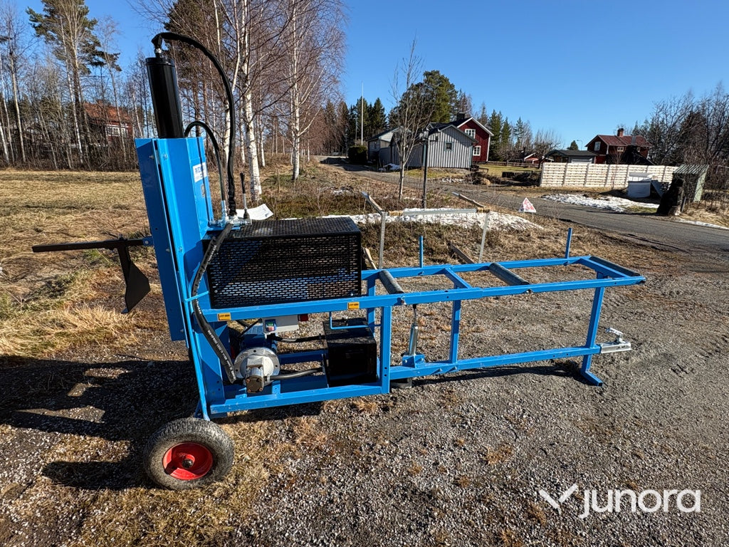 Vedmaskin / Vedklyv - BEVI, 6.3 kW, Hydraulisk