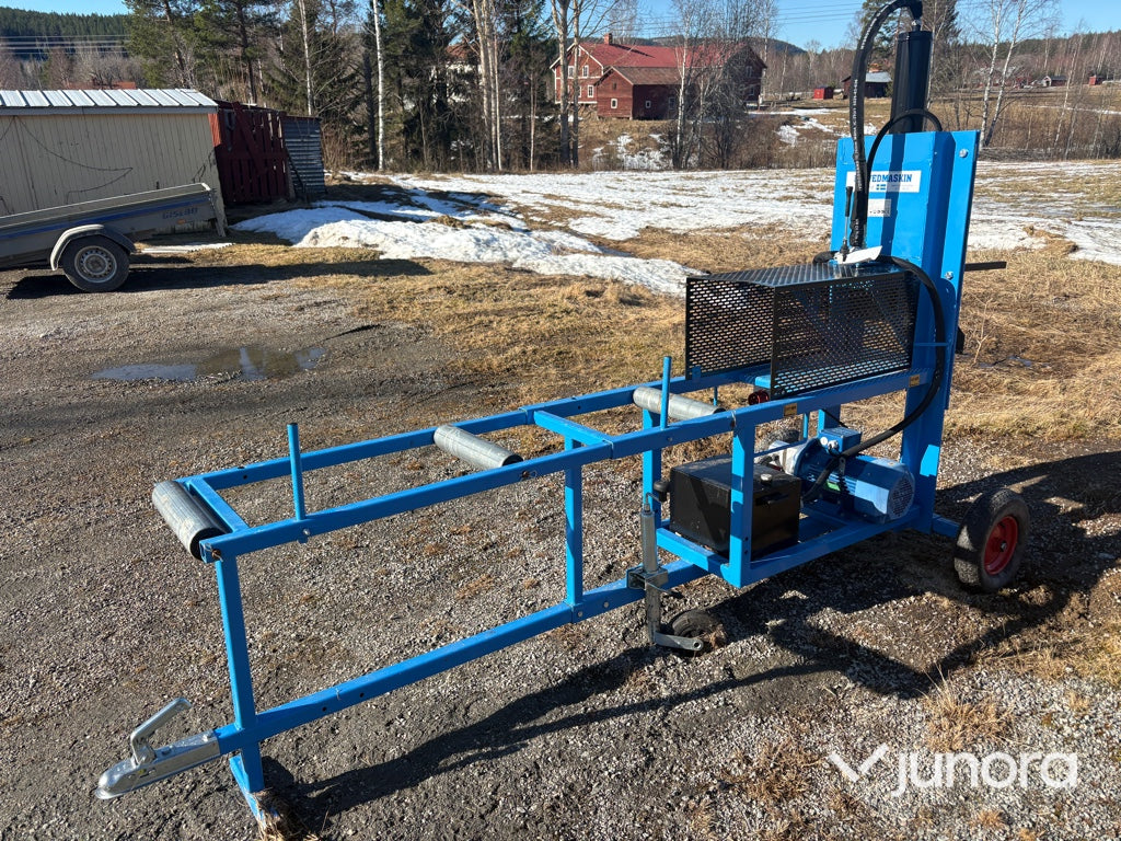 Vedmaskin / Vedklyv - BEVI, 6.3 kW, Hydraulisk