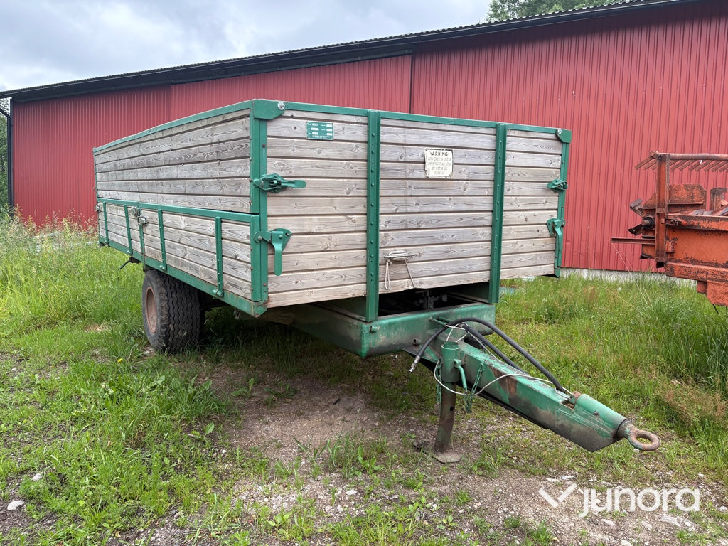Spannmålsvagn med trevägstipp - Brinco 7 ton