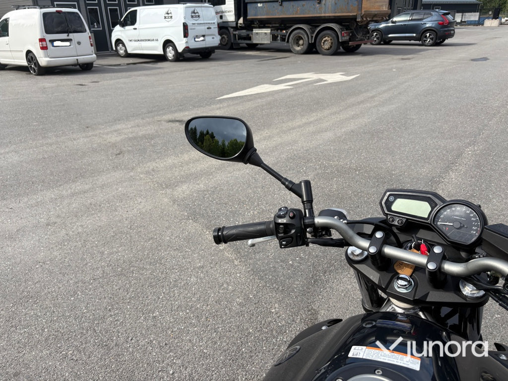 Motorcykel Yamaha XJ6 ABS
