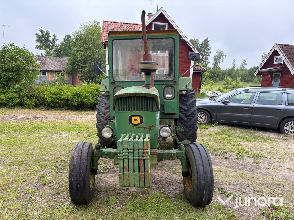 Traktor - John Deere, 3130