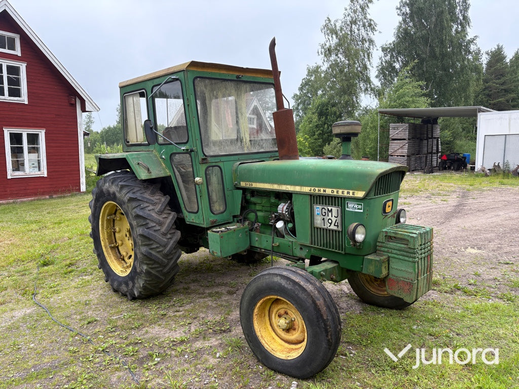 Traktor - John Deere, 3130