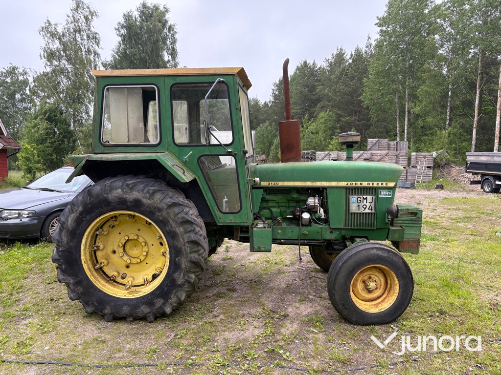 Traktor - John Deere, 3130
