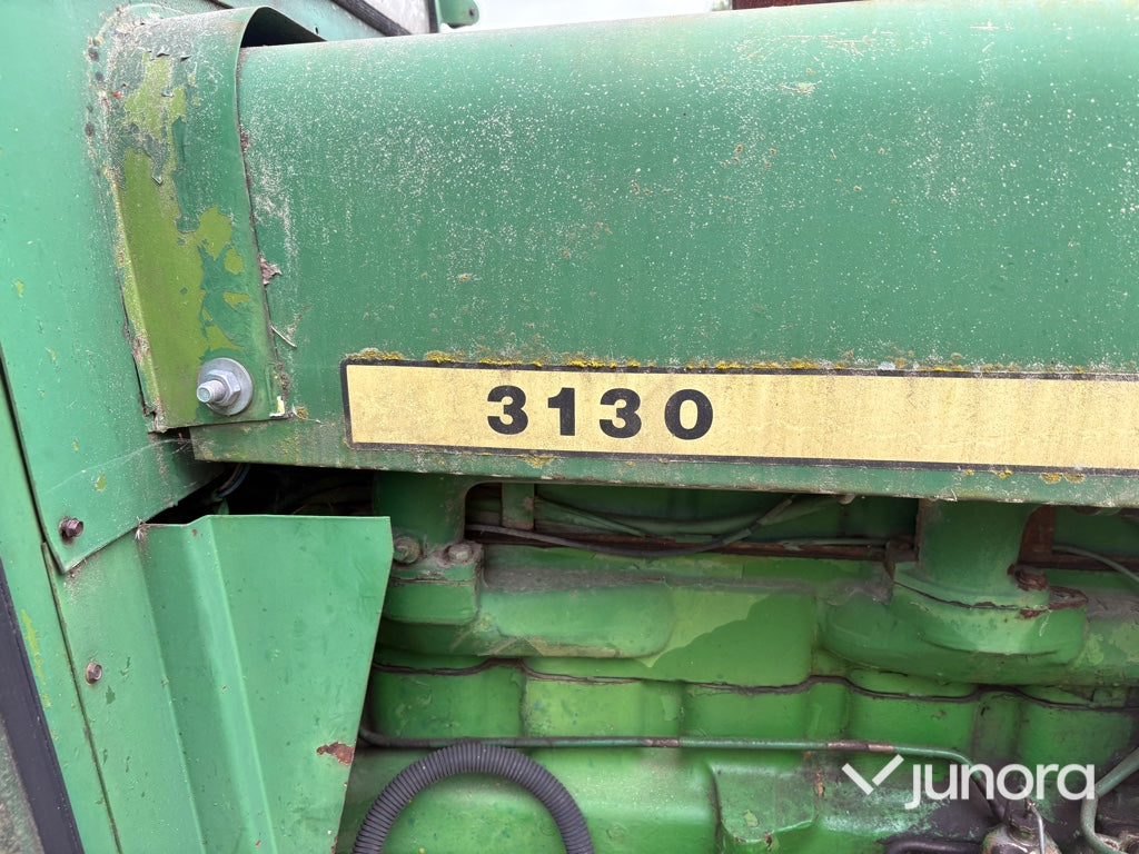 Traktor - John Deere, 3130