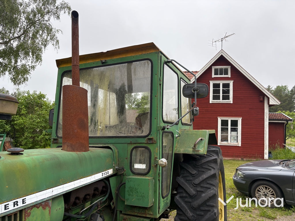 Traktor - John Deere, 3130