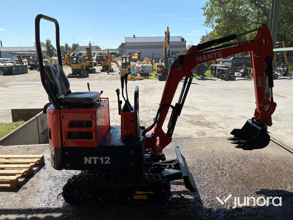 Grävmaskin Nante NT12 1 ton