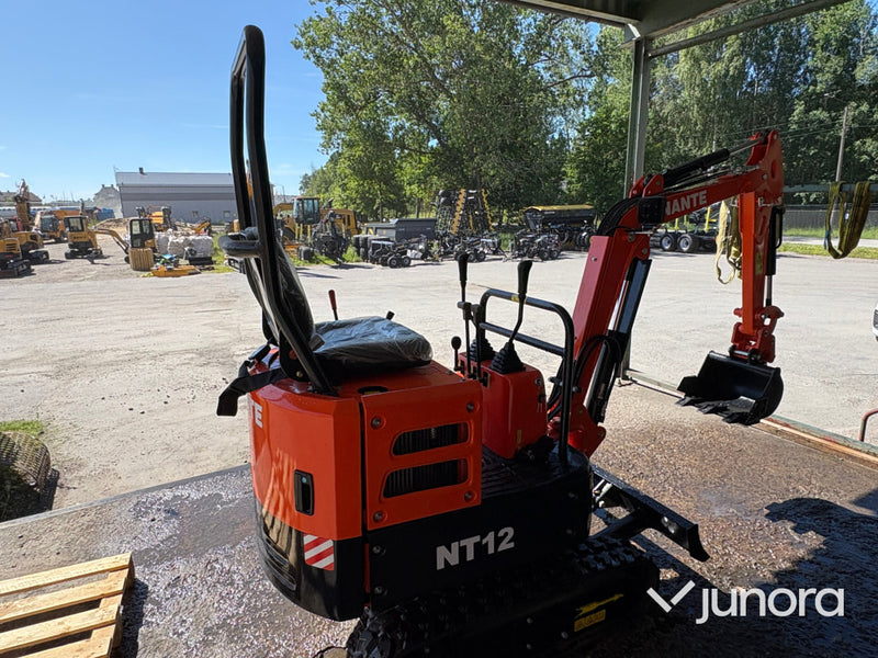 Grävmaskin Nante NT12 1 ton