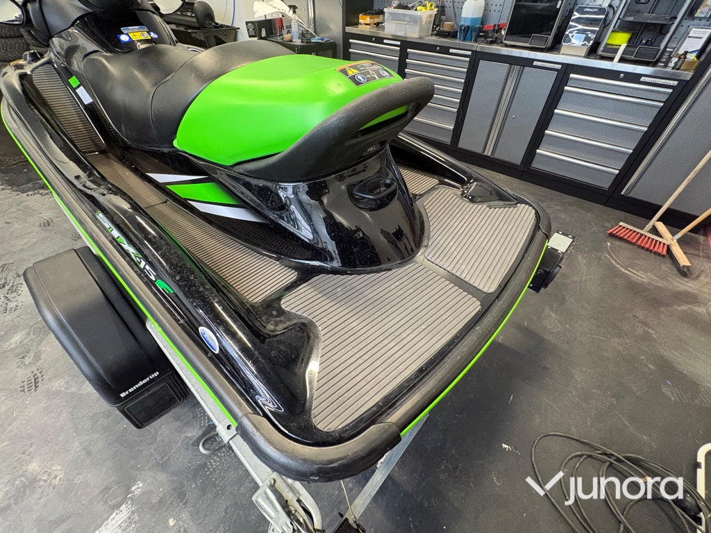 Vattenskoter med trailer - Kawasaki, STX-15F