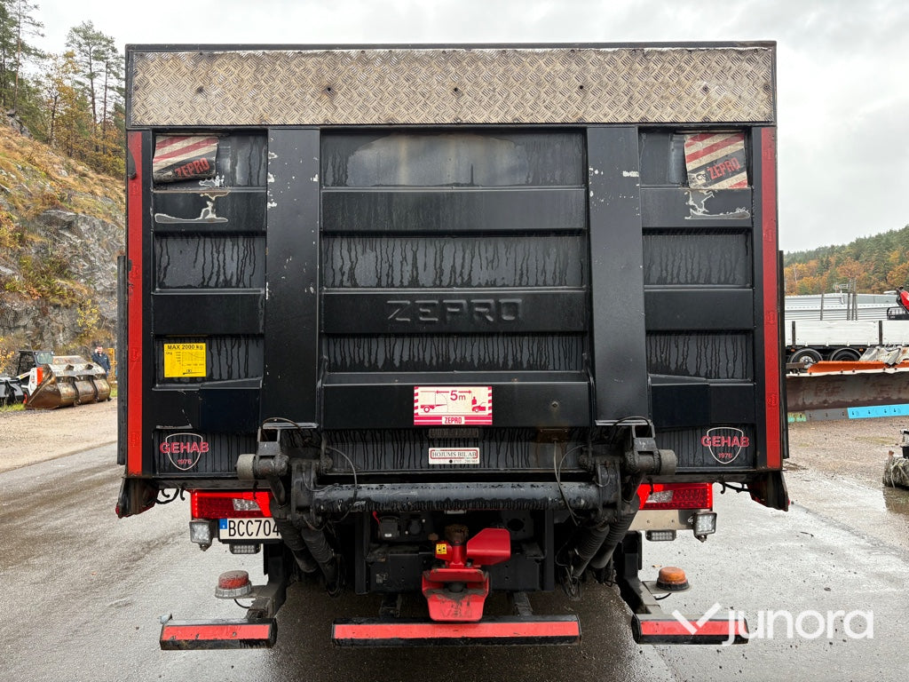 Kranbil - Scania P410, HiAB-kran