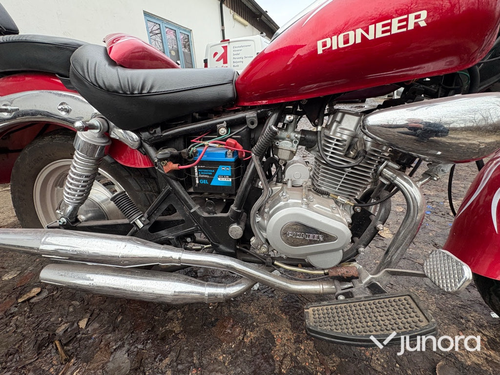 Motorcykel – Pioneer, QM125L-4B
