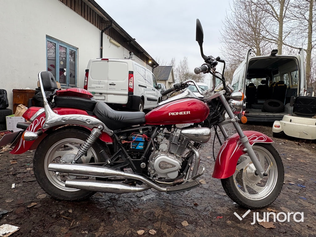 Motorcykel – Pioneer, QM125L-4B