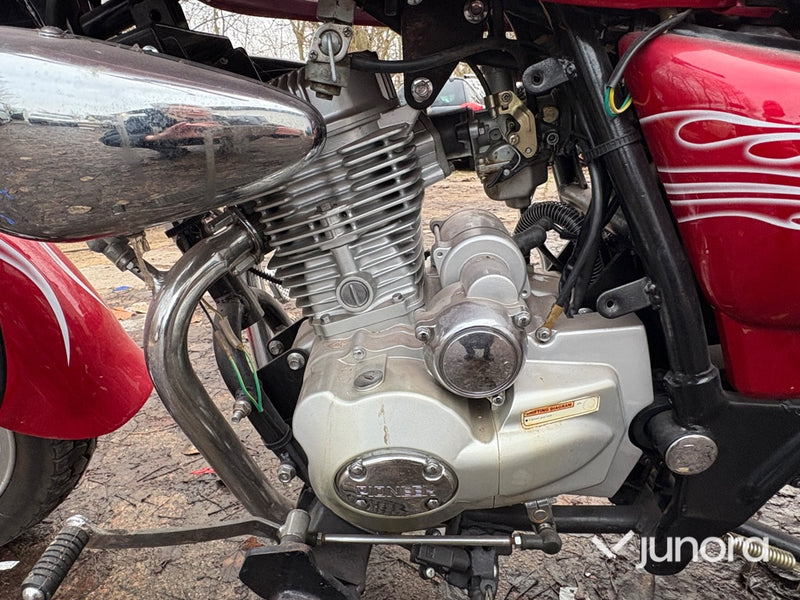 Motorcykel – Pioneer, QM125L-4B