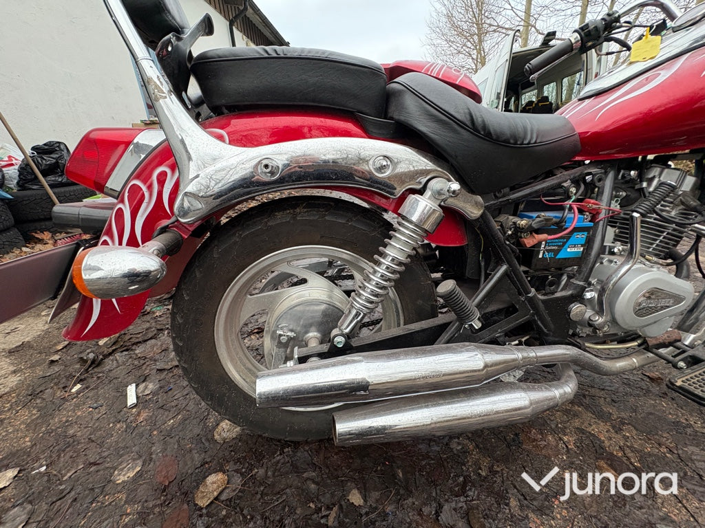 Motorcykel – Pioneer, QM125L-4B