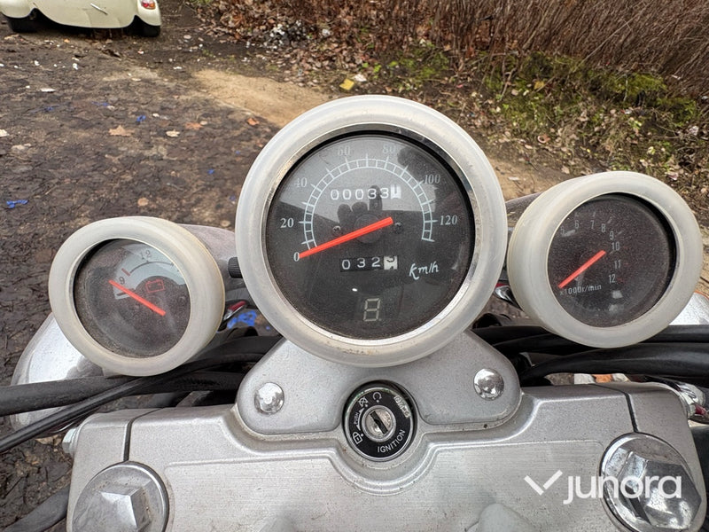 Motorcykel – Pioneer, QM125L-4B