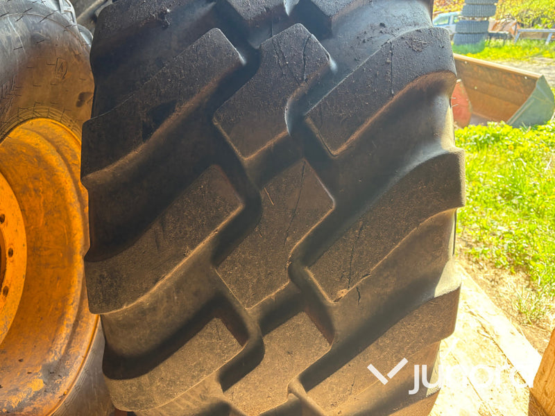 5 BKT ULTRA E Radialdäck - Hjulastardäck